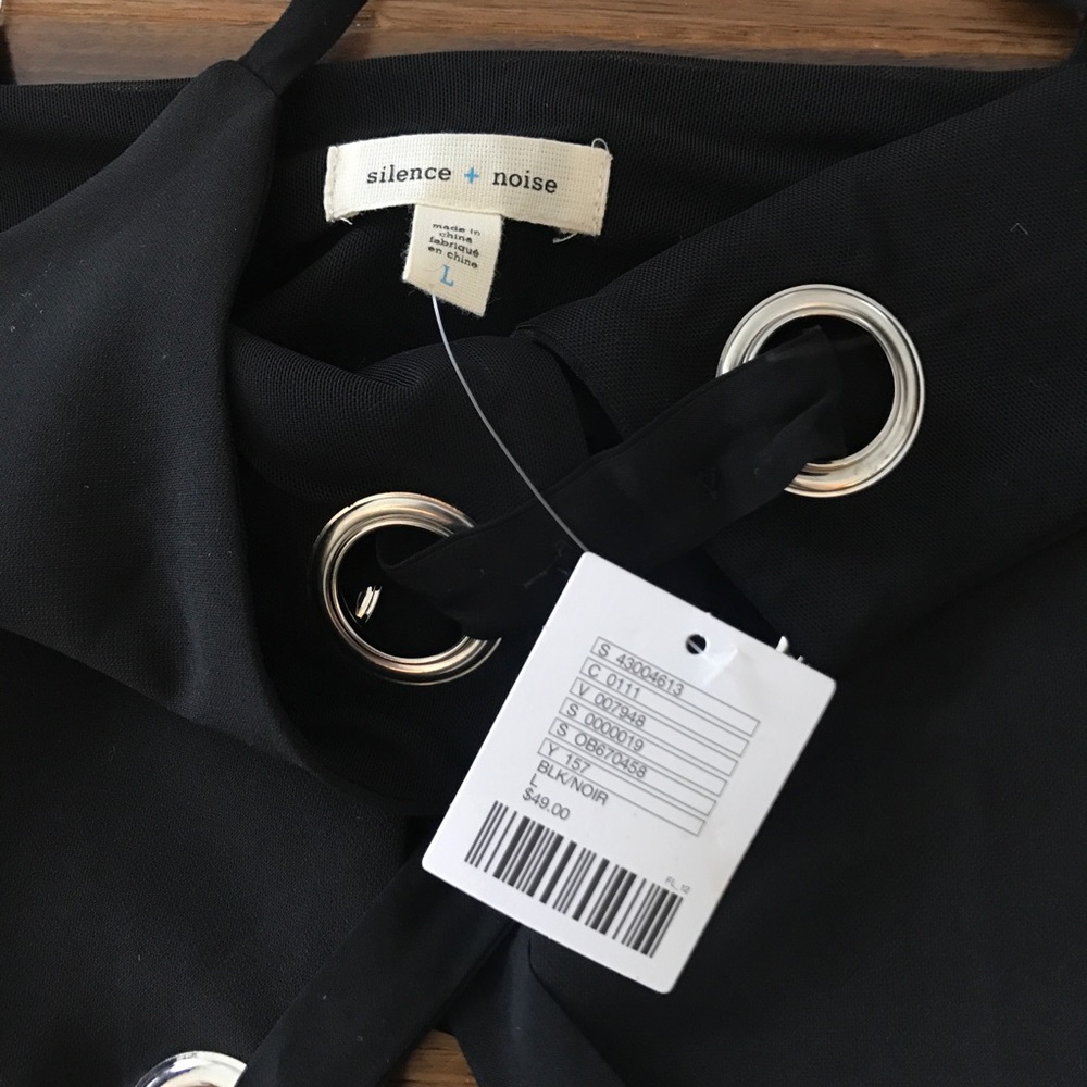NWT UO Lace Up Cropped Cami Amour Black - Picture 6 of 8